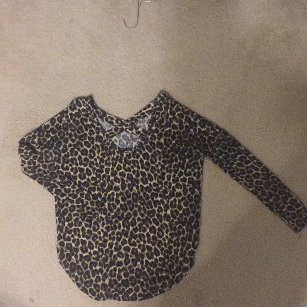 Rue 21 size small animal print long sleeve shirt